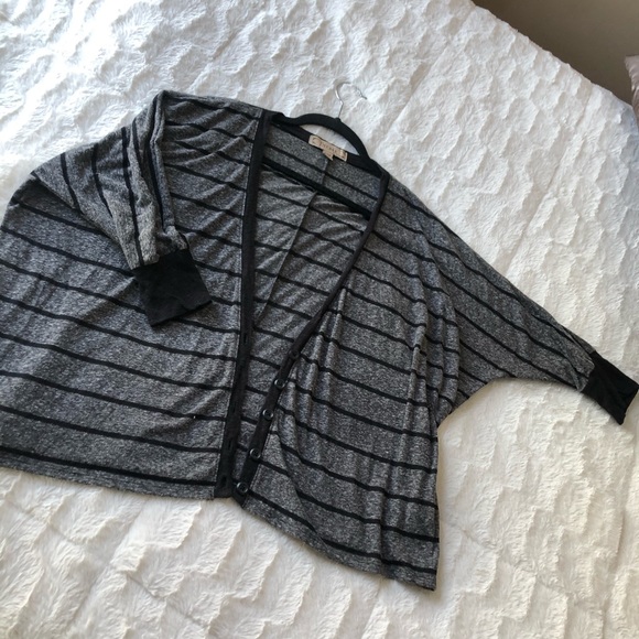 Gray Striped Oversized Boxy Button Up Cardigan - Picture 3 of 7